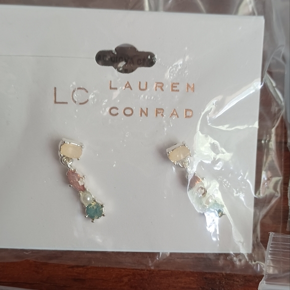 LC LAUREN CONRAD 5/$25 Jewelry - Picture 5 of 6